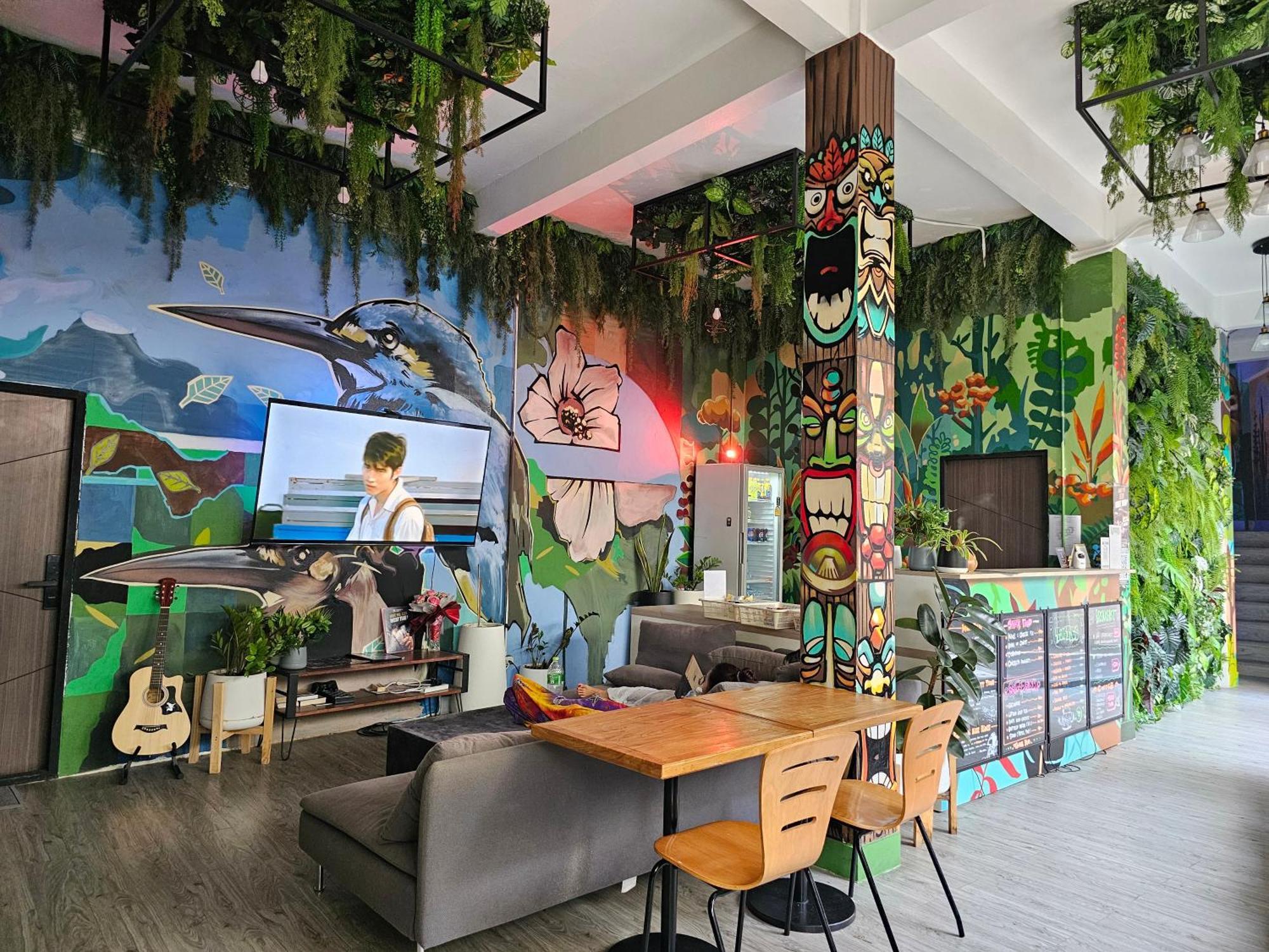 Urban Jungle Hostel Bangkok Buitenkant foto